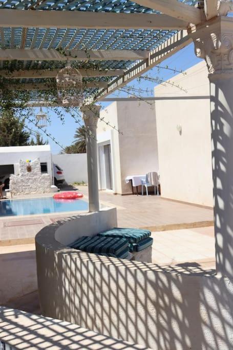 Vill La Reine Jerba Avec Piscine Βίλα El Guecheine Εξωτερικό φωτογραφία