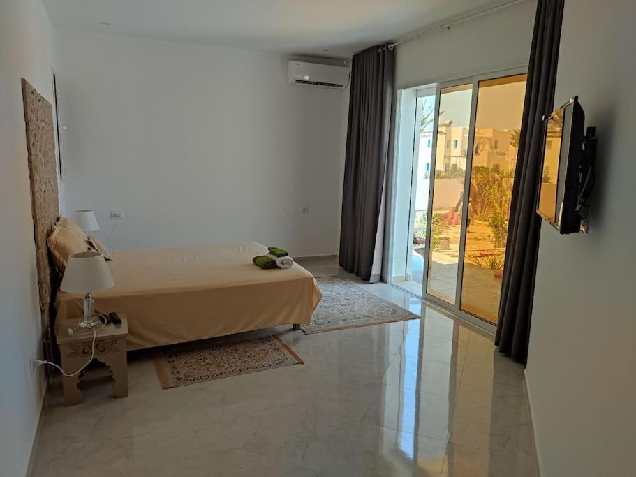 Vill La Reine Jerba Avec Piscine Βίλα El Guecheine Εξωτερικό φωτογραφία