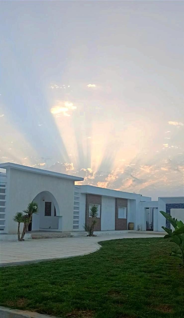 Vill La Reine Jerba Avec Piscine Βίλα El Guecheine Εξωτερικό φωτογραφία